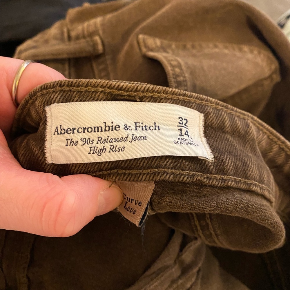 abercrombie Curve Love High Rise 90s Relaxed Jean